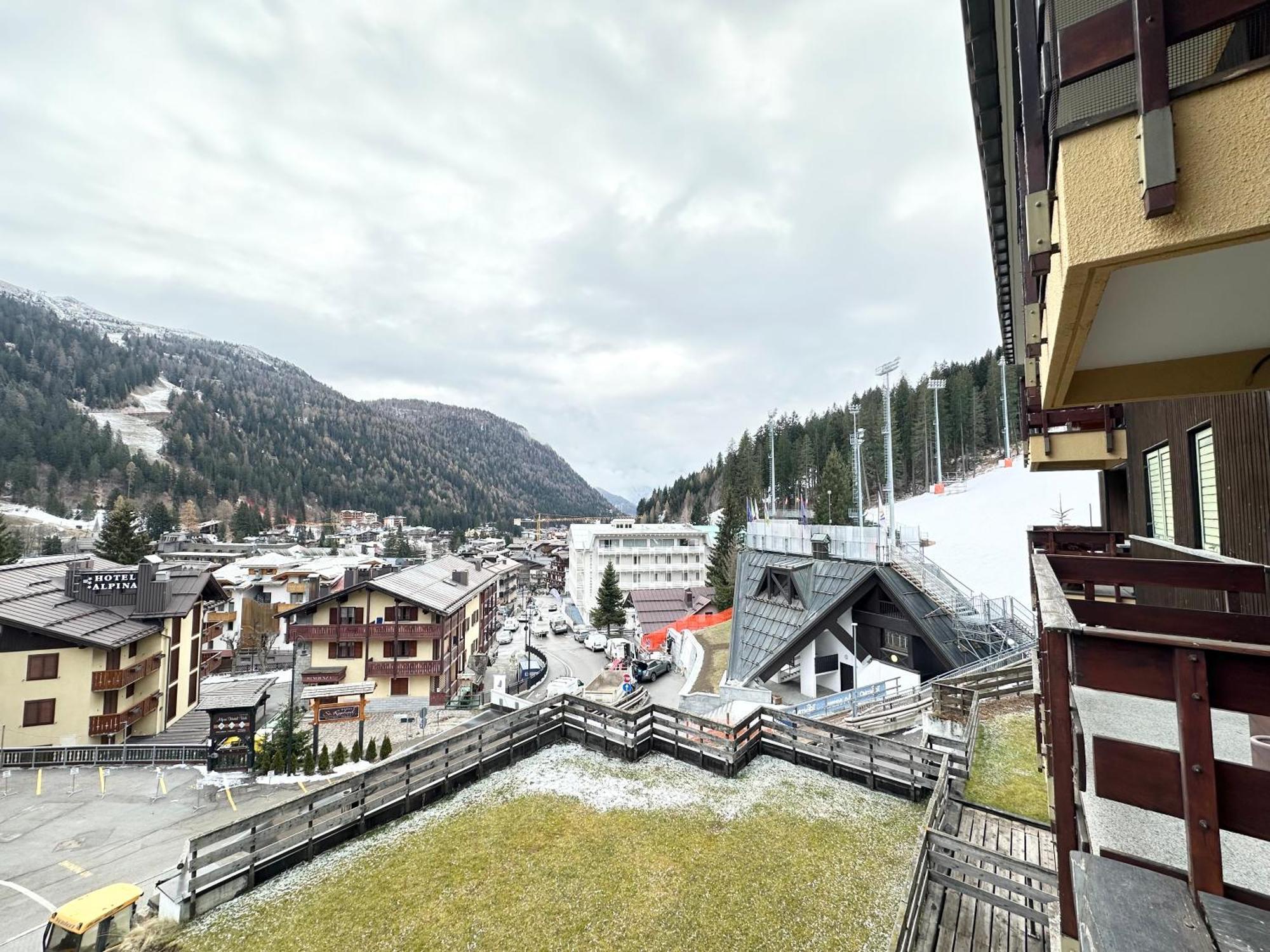 Incantevole Appartamento Nelle Dolomiti Madonna di Campiglio Exterior photo